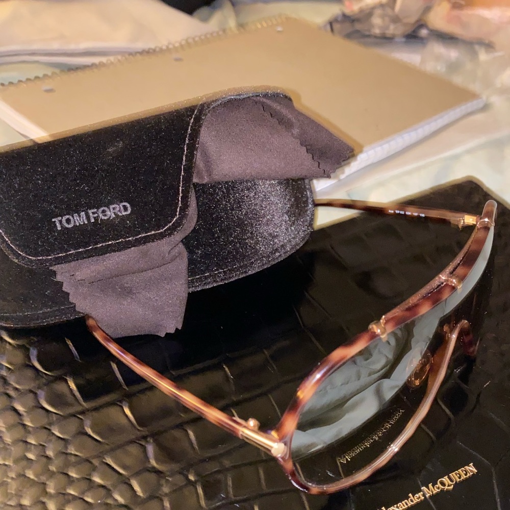 TOM FORD designer shades! ACE SHADES! 😎